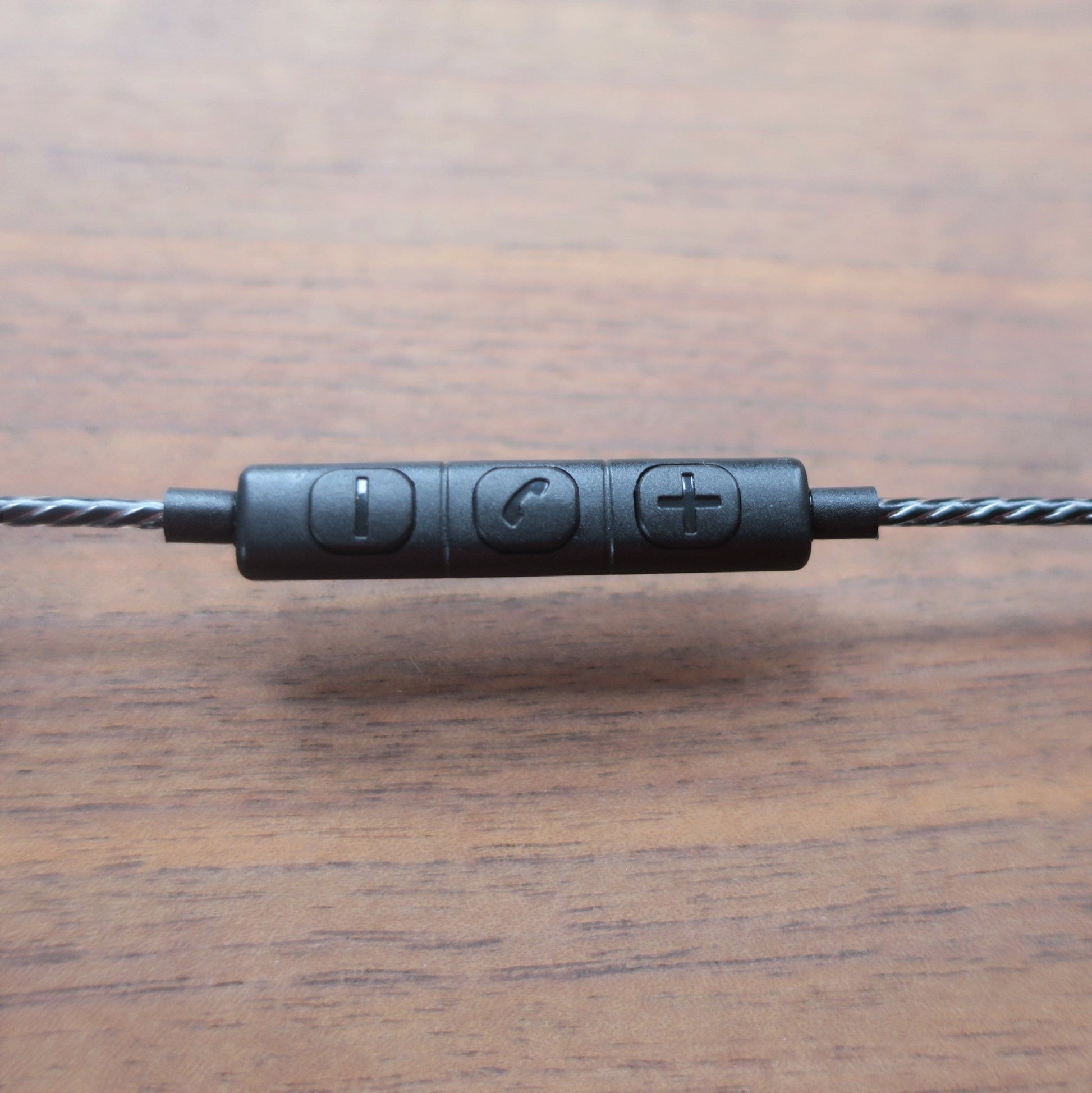 EMF Free Headphones - RadiArmor